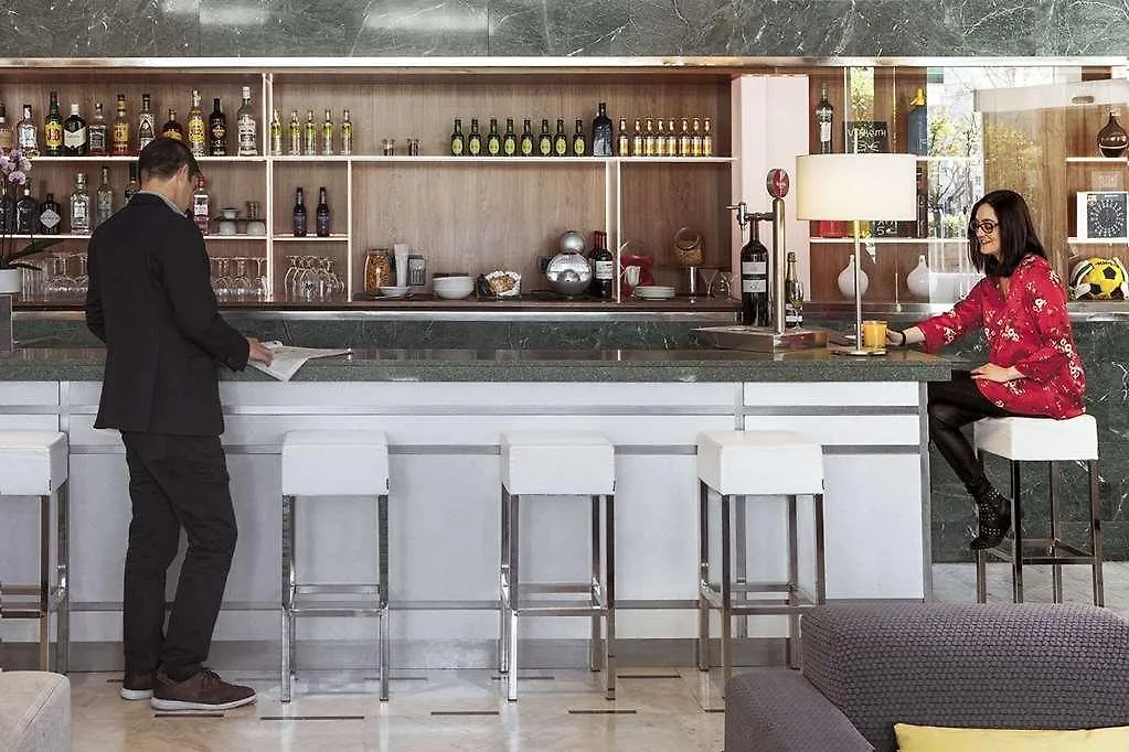 Hotell Aparthotel Atenea Barcelona