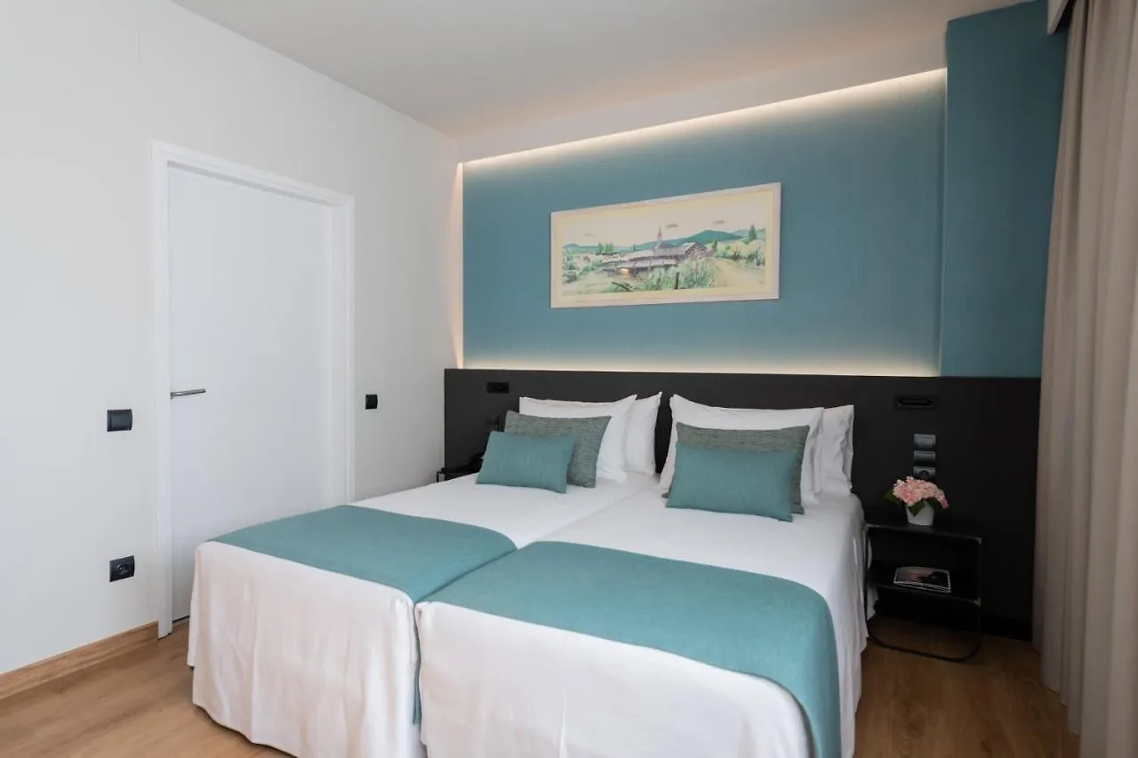 Aparthotel Atenea Barcelona 4*,  Spain